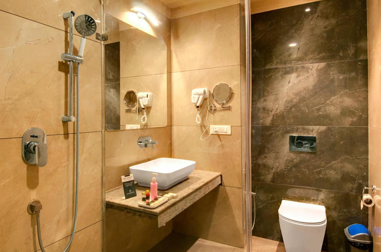The Orchard Greens Resort - A Centrally Heated Property Manāli Esterno foto