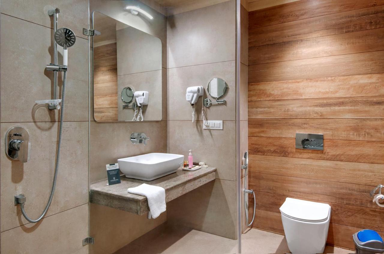 The Orchard Greens Resort - A Centrally Heated Property Manāli Esterno foto